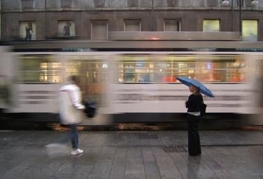 milano_tram_pioggiaR375