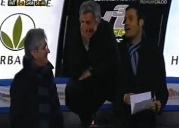 mourinho_risata_inter_samp_R375