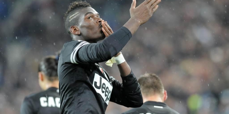 paul_pogba_bacio_curva