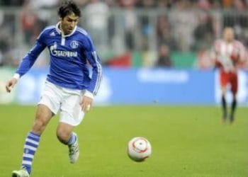 raul_schalke_R400_18mar11