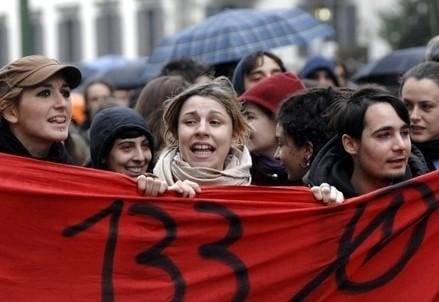 studenti_manifestazione_rossoR439