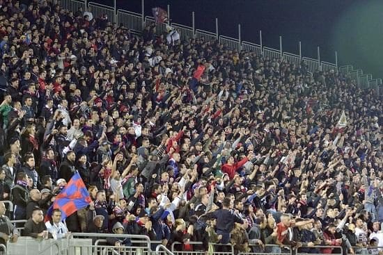 tifosi_cagliari_is_arenasR400