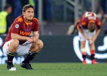 totti_inginocchio_R375x255_26apr10