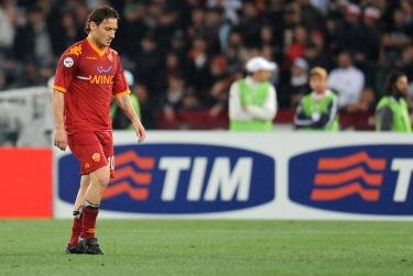 totti_sconsolato_r375x255_05mag10