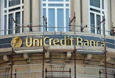 unicredit_ristrutt_R375