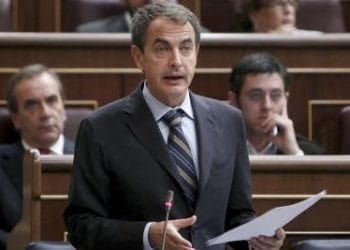 zapatero_parlamento_spagnoloR400