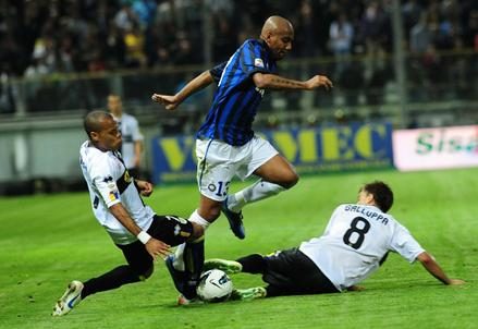 Maicon_439x302