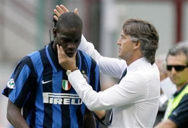 balotelli_mancini_R375x255_31lug