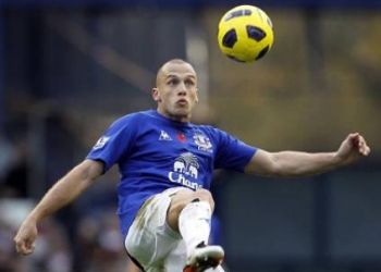 heitinga_everton