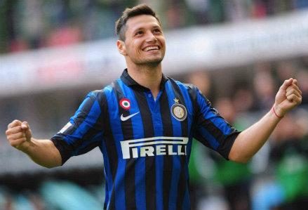 mauro_zarate_inter_r400