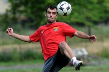 pandev_R375x255_22giu09