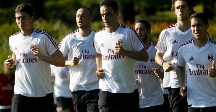 montolivo_bonaventura_allenamento_milanello_lapresse_2017.jpg