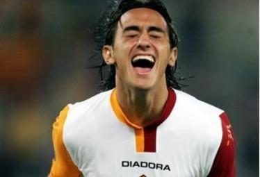 victor_aquilani_R375x255_28ago08