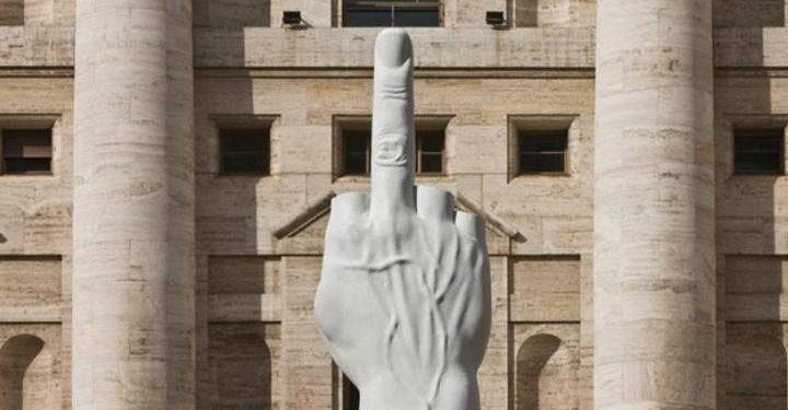 dito-cattelan