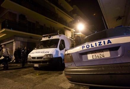 polizia_ambulanza_delitto_uccisione_omicidio