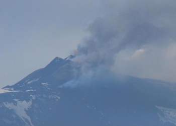 etna_vulcano_eruzione_sicilia_fumo_lapresse_2018