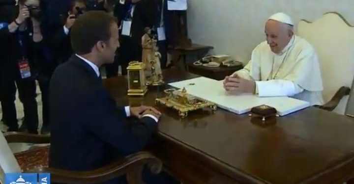 macron_papa_francesco_vaticano_youtube_2018