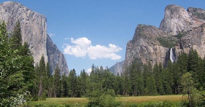 parco_yosemite_wikipedia_2018