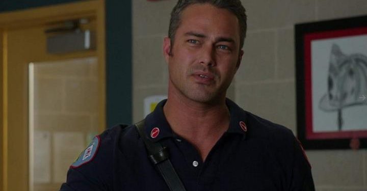 Chicago_Fire_5_Taylor_Kinney_2018_Facebook