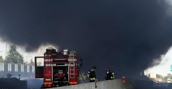 esplosione_autostrada_bologna_vigilidelfuoco_lapresse_2018