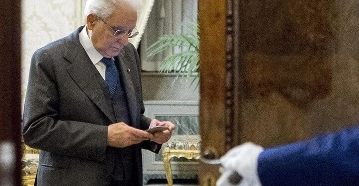 mattarella_quirinale_telefono_lapresse_2018