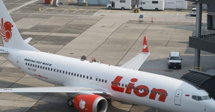 lion_air_indonesia_aereo_caduto_twitter