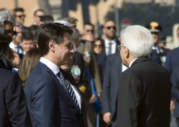 Giuseppe Conte con Sergio Mattarella (LaPresse)