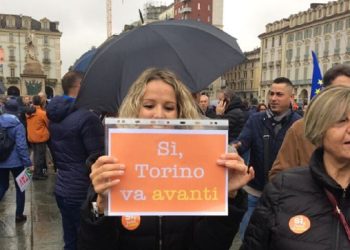 Tav Torino, manifestanti in piazza (Twitter)