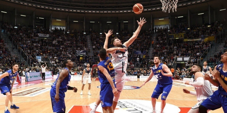 Diretta Roma Fortitudo Bologna, basket Serie A1 5^ giornata (Foto LaPresse)