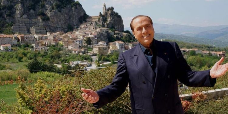 Silvio Berlusconi (Facebook)