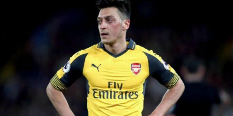 Taglio stipendi Arsenal: Mesut Ozil (Lapresse)