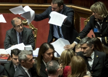 Bagarre in aula al Senato durante il governo gialloverde (LaPresse)