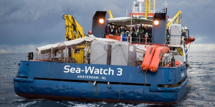 SeaWatch 3 migranti