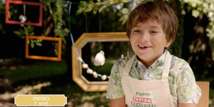 Pietro a Junior Bake Off