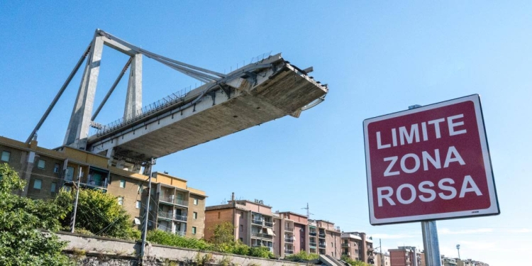 Ponte Morandi, la zona rossa