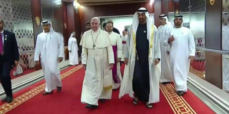 Papa Francesco negli Emirati