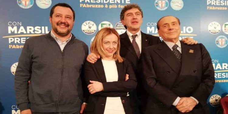 Salvini, Meloni, Marsilio e Berlusconi (Facebook)