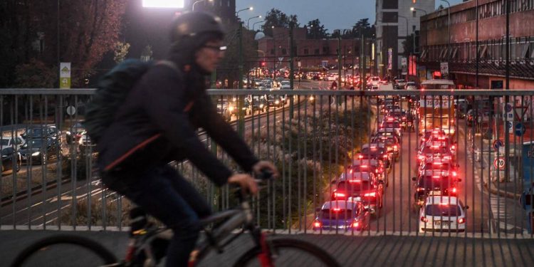 Codice della strada, traffico a Milano