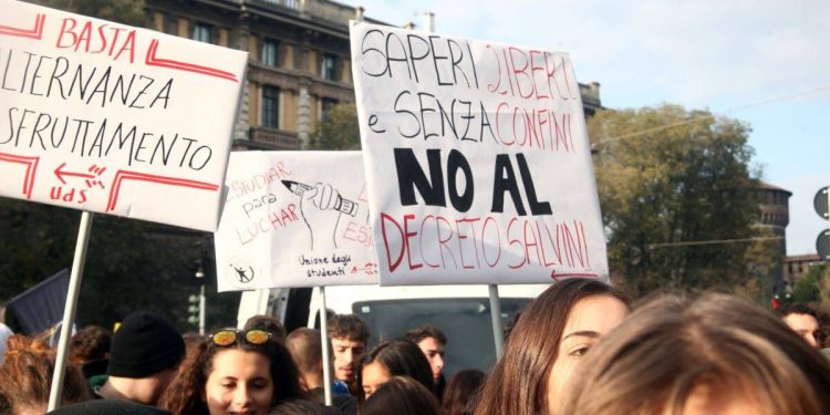 Protesta mondo scuola