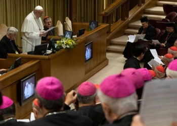 Papa Francesco, summit sulla pedofilia