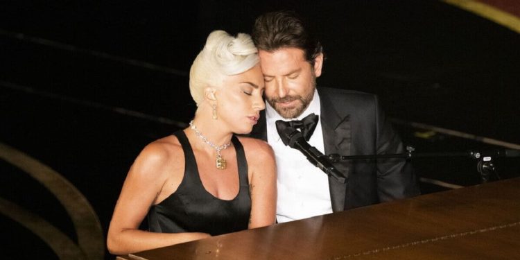 Lady Gaga e Bradley Cooper