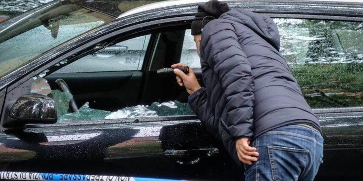 Agguato a Milano, i reperti