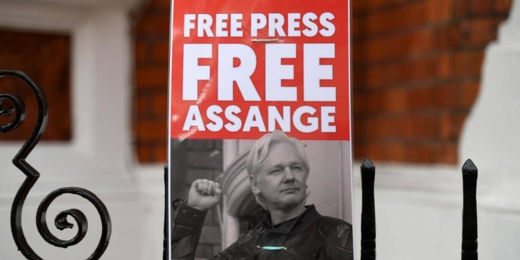 Julian Assange