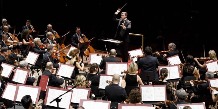 Roma, Auditorium Parco della Musica,
Orchestra e Coro dell'Accademia Nazionale di Santa Cecilia
Stanislav Kochanovsky direttore
©Musacchio, Ianniello & Pasqualini