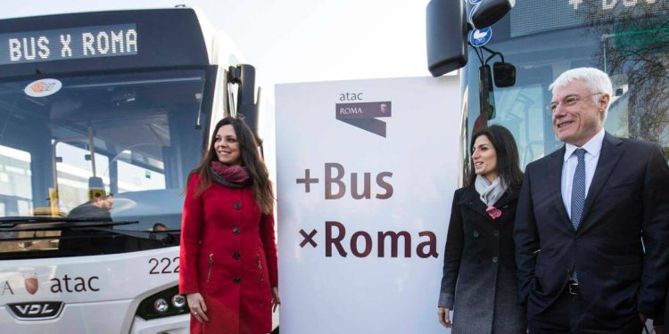 Atac, Raggi presenta i nuovi bus