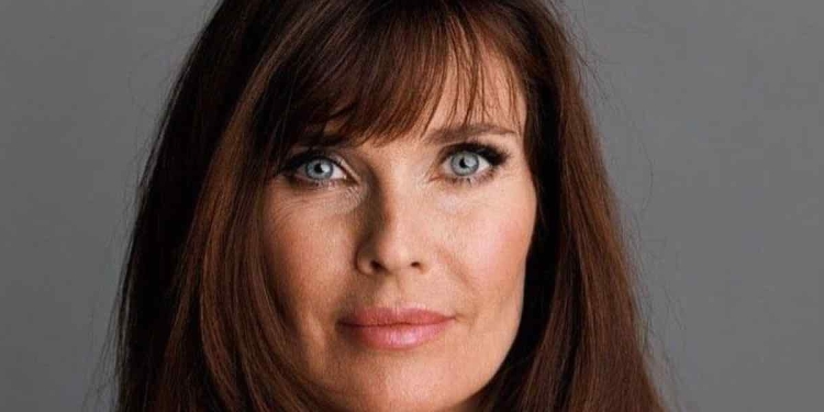 Carol Alt