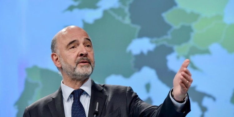 Pierre Moscovici, commissario europeo agli  Affari economici (LaPresse)