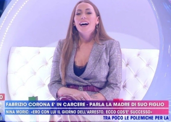 Karina Cascella a Live Non è la D'Urso