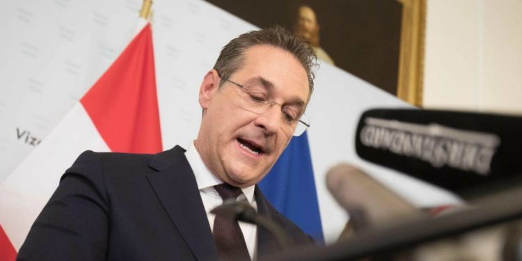 L'ormai ex vicecancelliere austriaco Heinz-Christian Strache (LaPresse)