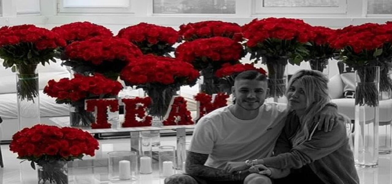 Wanda Nara E Mauro Icardi/ Foto: 5.000 Rose Per Il Quinto Anniversario ...